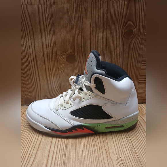 Nike Air Jordan Men's Sneakers - Picture 1 of 14
